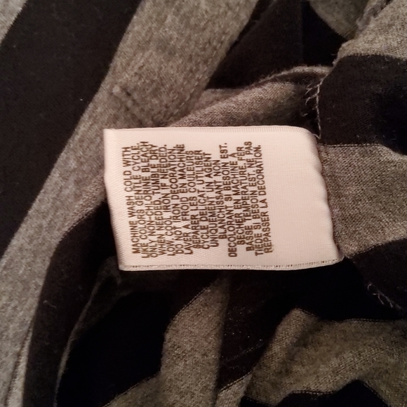 Guess, medium, black and Grey stripes - Picture 7 of 7